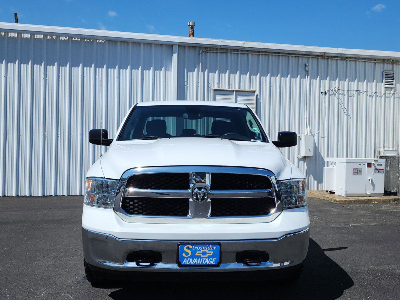 Used 2022 RAM 1500 Classic SLT w/ Protection Group AWD/4WD image 8