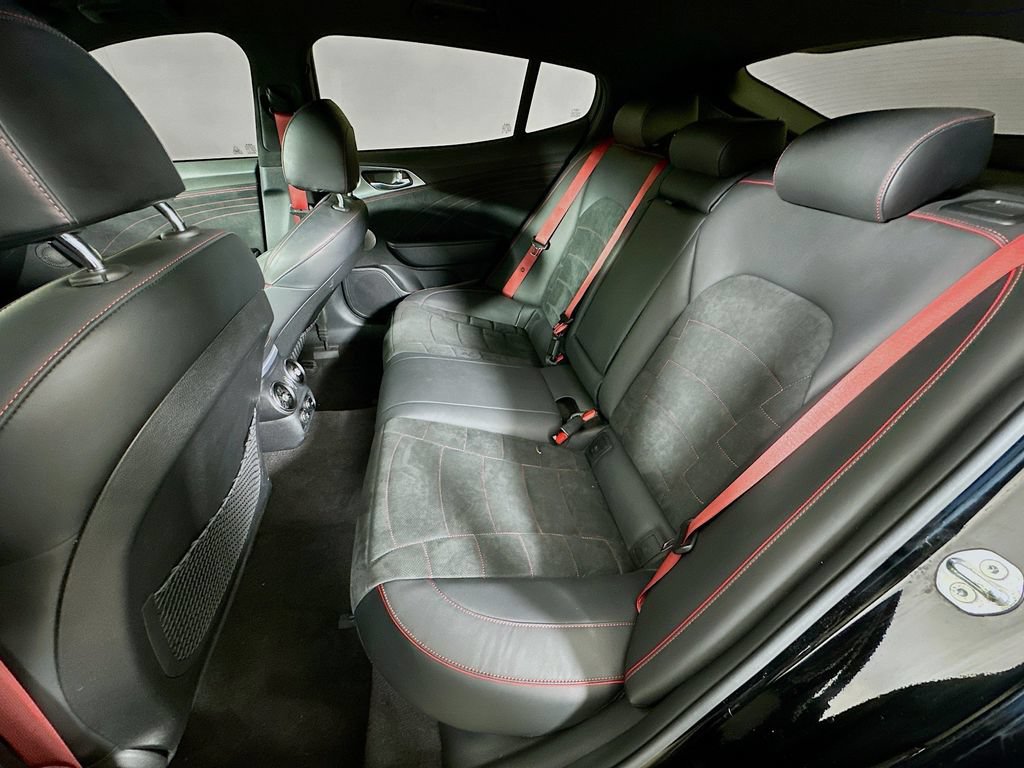 Used 2023 Kia Stinger GT2 RWD image 32