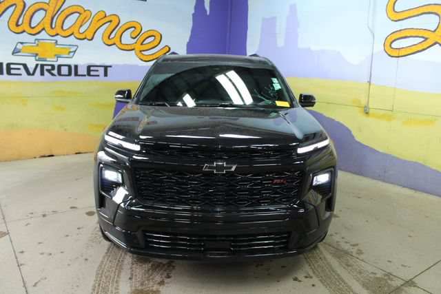 Used 2025 Chevrolet Traverse RS w/ LPO, Floor Liner Package AWD/4WD image 7