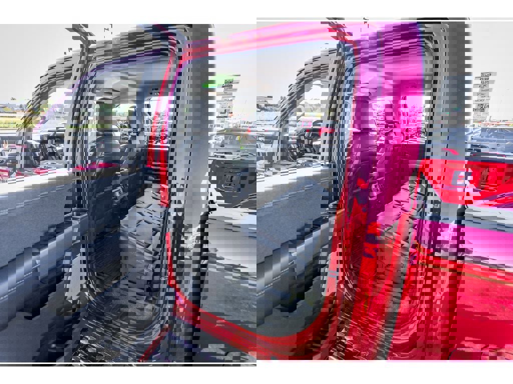 New 2026 Ford F250 Lariat image 24