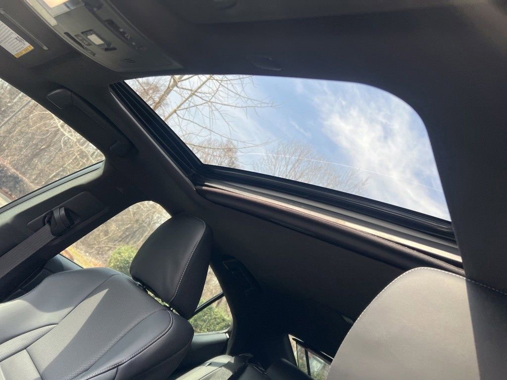 Used 2025 Lexus IS 500 500 F SPORT Performance image 20