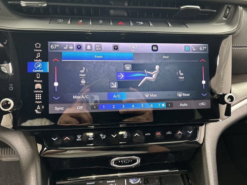 New 2026 Jeep Grand Cherokee L 4WD image 16