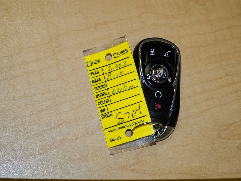 Certified 2023 Buick Enclave Essence image 43