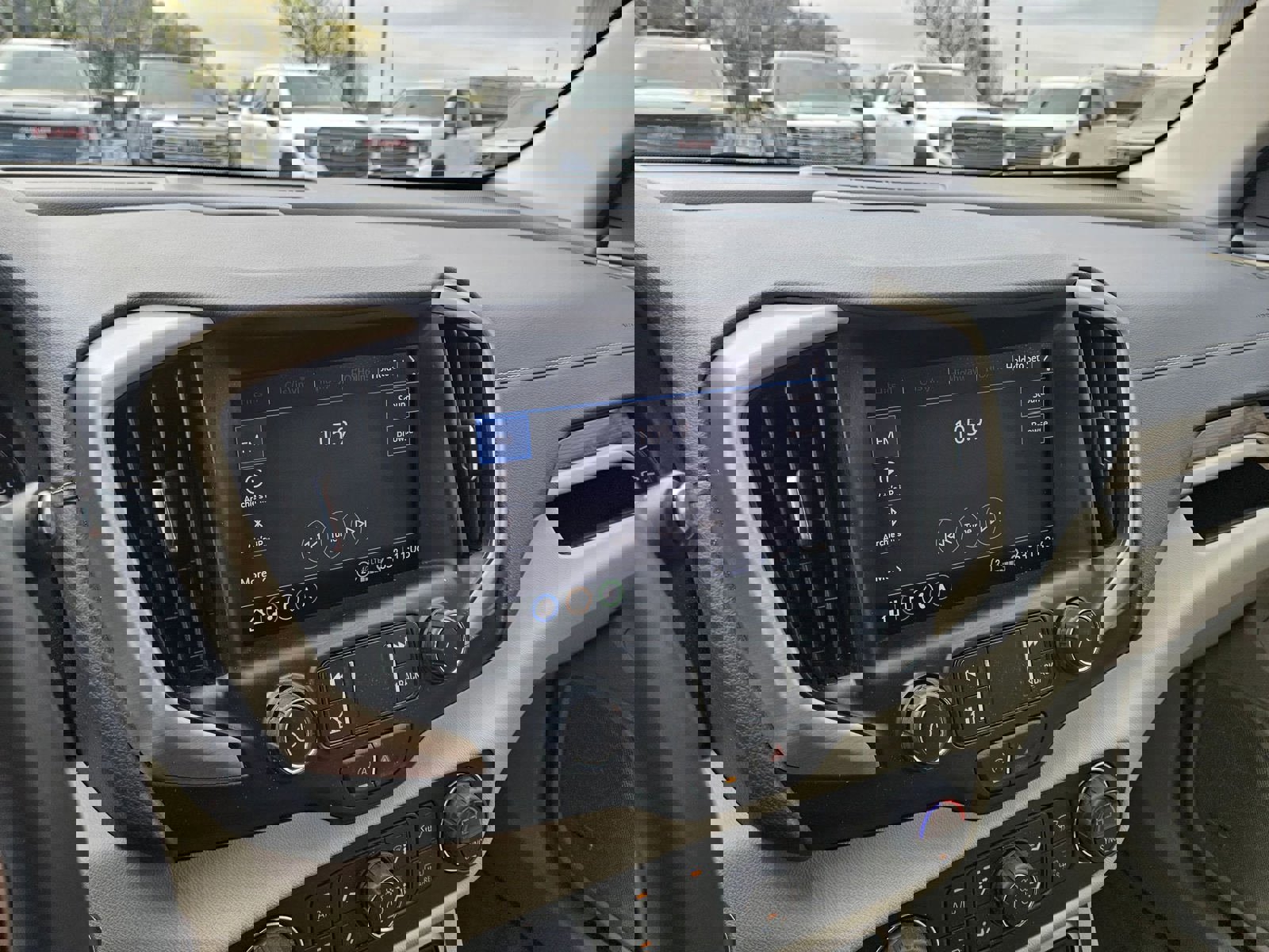 Used 2024 GMC Terrain Denali w/ Denali Premium Package image 19