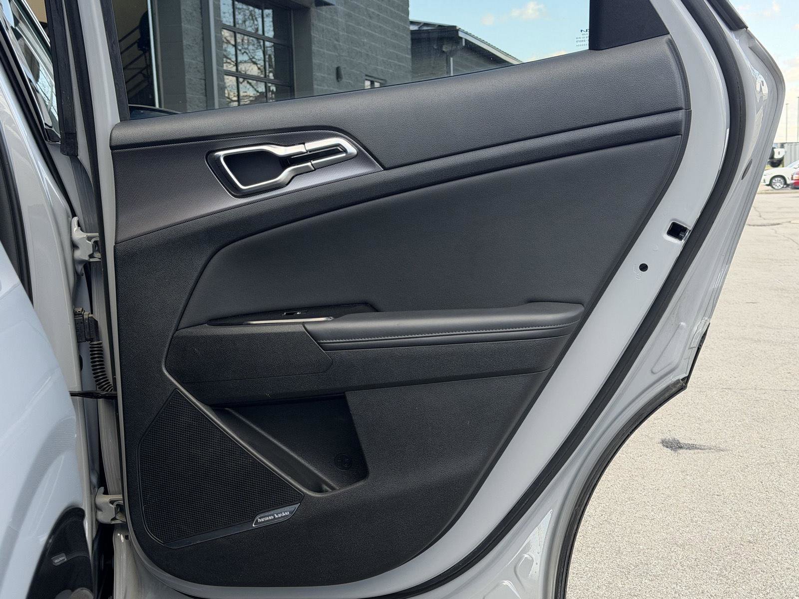 Used 2023 Kia Sportage SX image 55