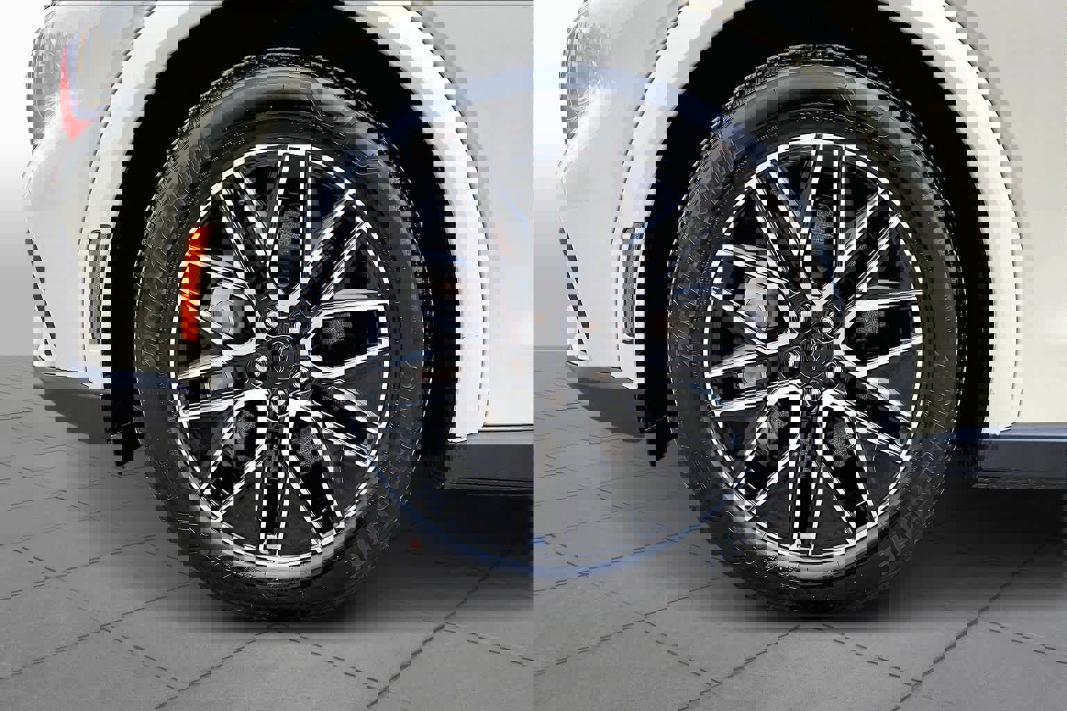 Used 2025 Ford Mustang Mach-E Premium image 11