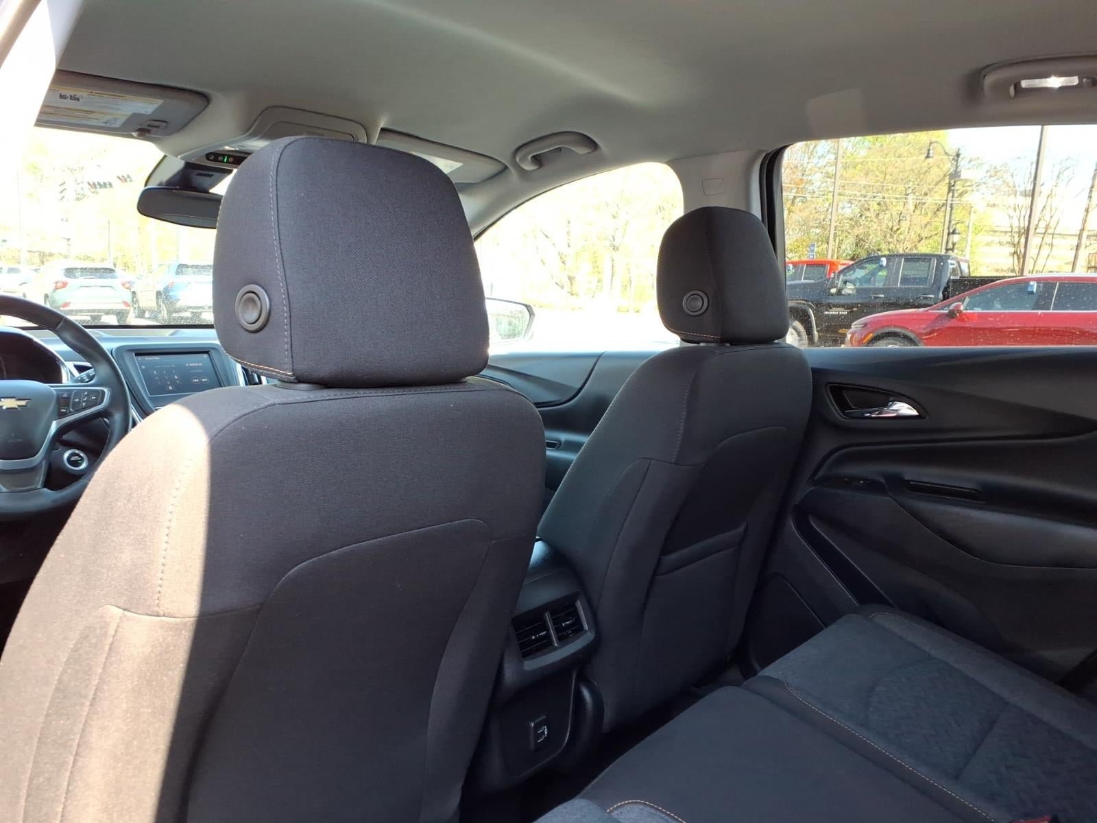 Used 2023 Chevrolet Equinox LT AWD/4WD image 12
