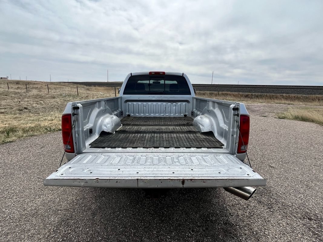 Used 2003 Dodge Ram 3500 Truck ST RWD image 5