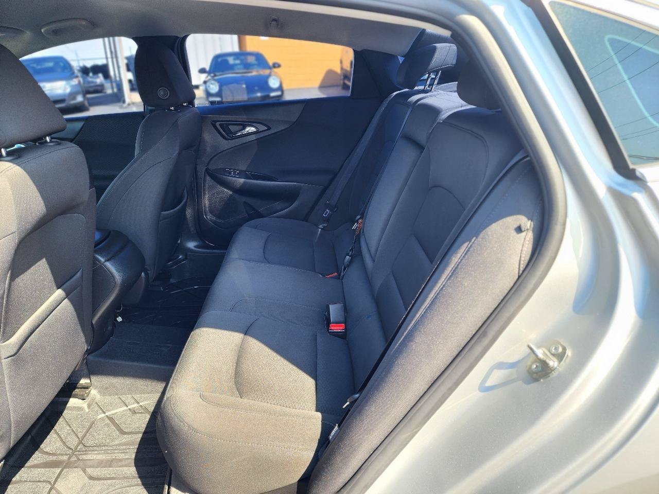 Used 2018 Chevrolet Malibu LS FWD image 21