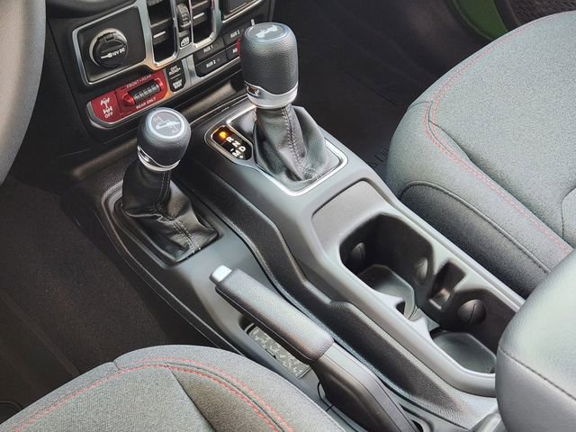 New 2025 Jeep Wrangler Unlimited Rubicon image 17