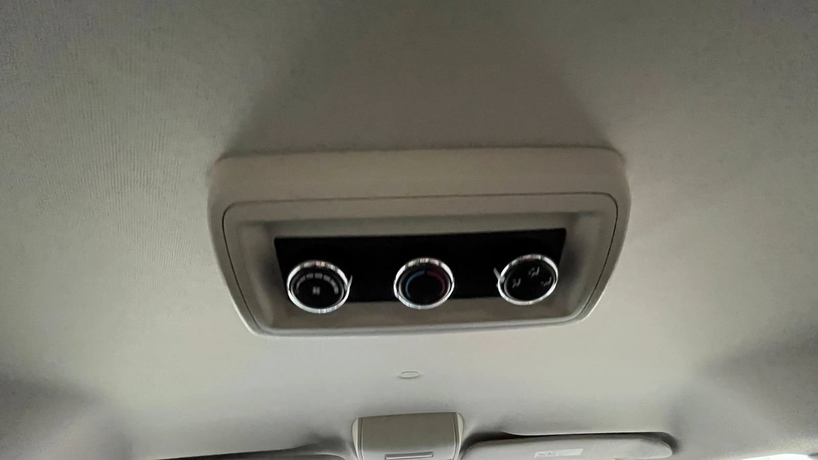 Used 2019 Dodge Grand Caravan SE w/ UConnect Hands-Free Group FWD image 27