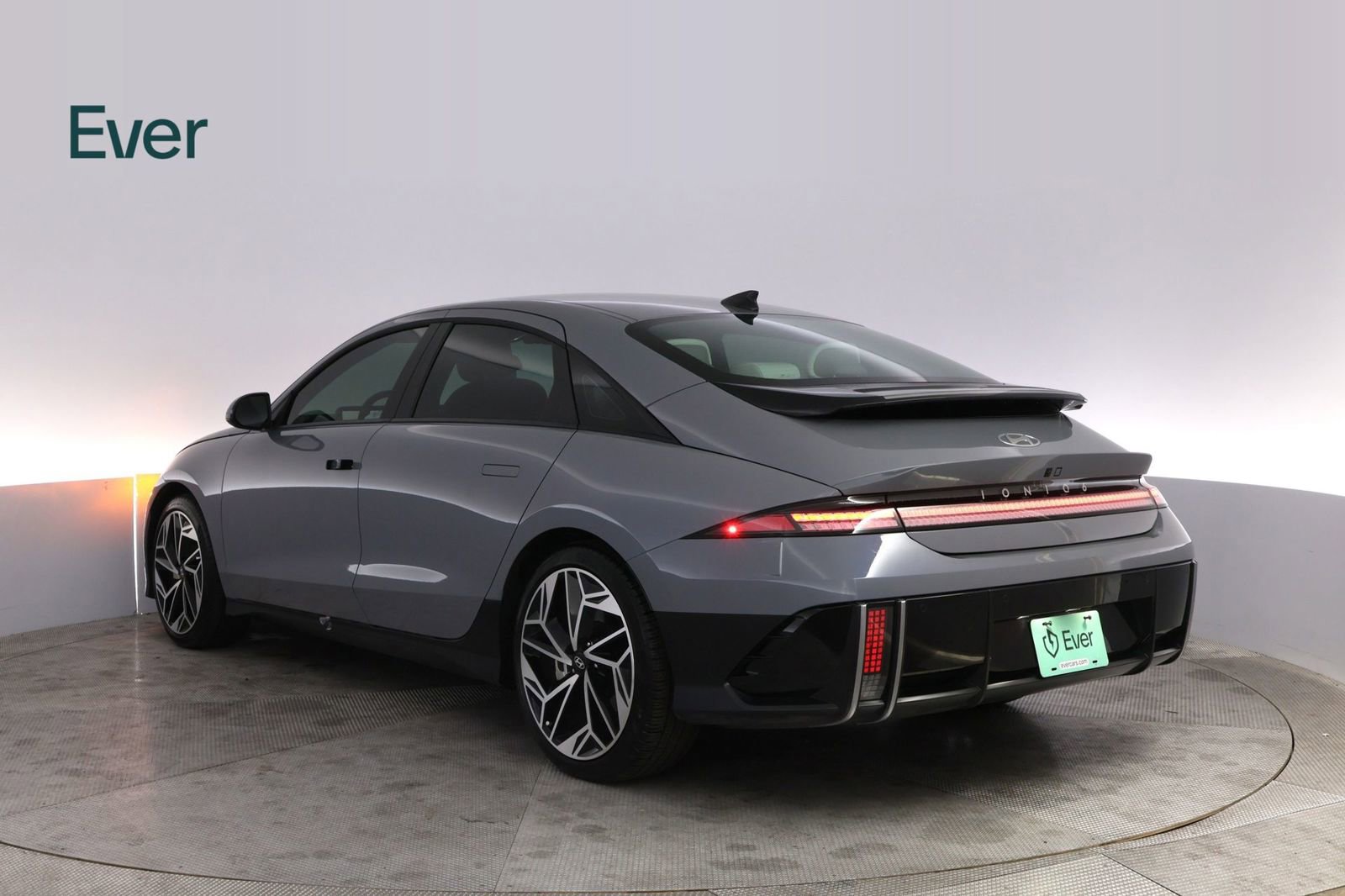 Used 2024 Hyundai Ioniq 6 SEL RWD image 17