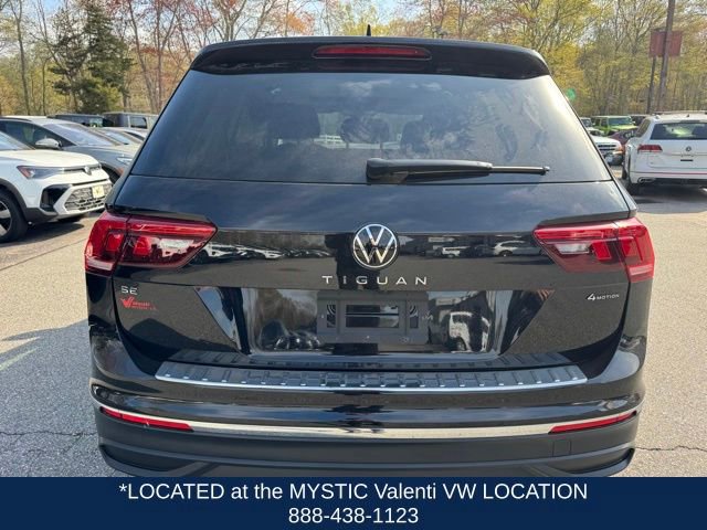 Certified 2022 Volkswagen Tiguan SE w/ Panoramic Sunroof Package AWD/4WD image 7