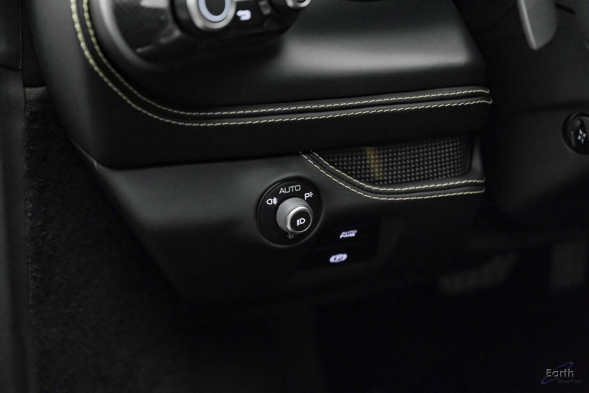 Used 2022 Ferrari F8 Tributo image 96