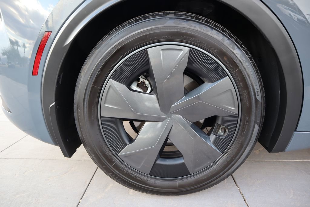 Certified 2025 Toyota Prius LE image 30