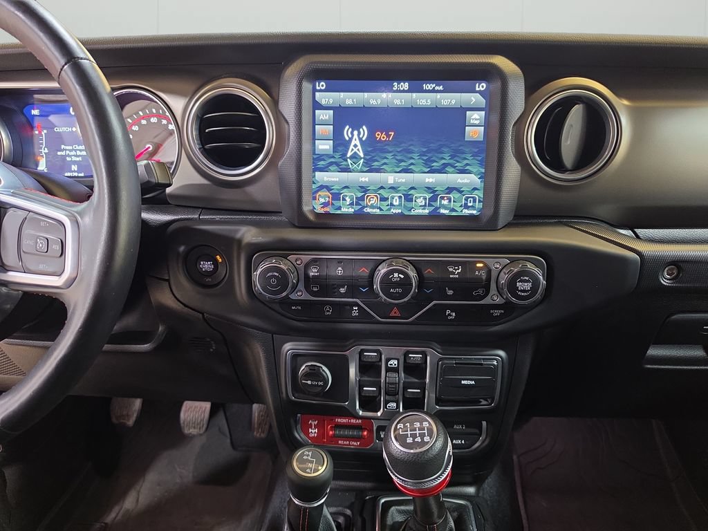 Used 2018 Jeep Wrangler Unlimited Rubicon w/ Dual Top Group AWD/4WD image 20