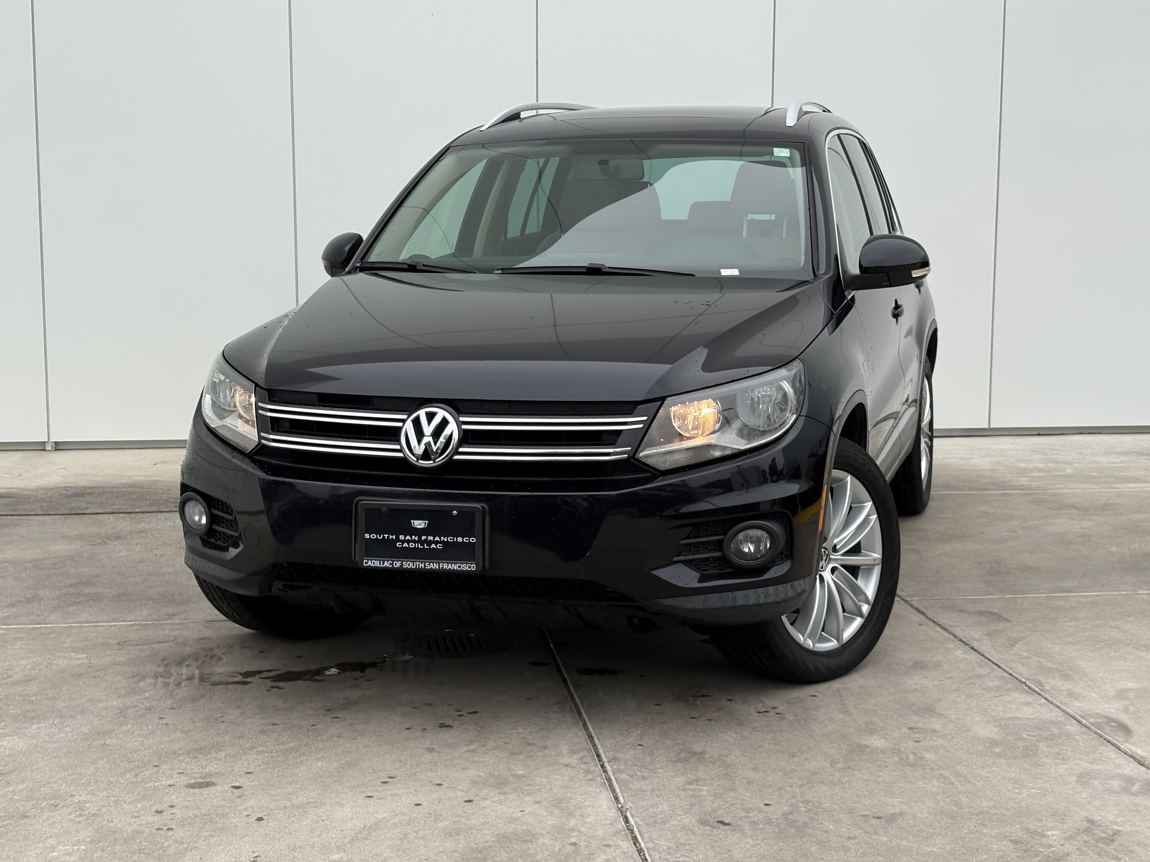 Used 2015 Volkswagen Tiguan SE