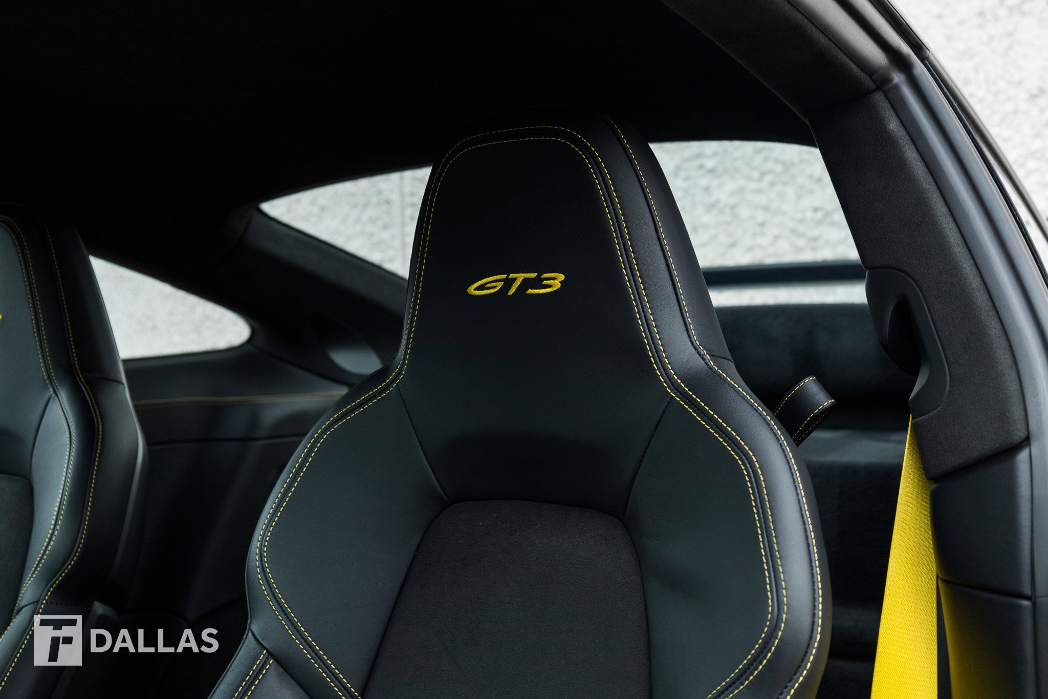Used 2022 Porsche 911 GT3 RWD image 23