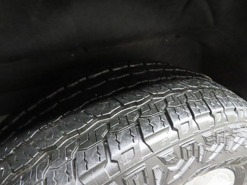 Used 2023 GMC Sierra 1500 Denali w/ Technology Package AWD/4WD image 38