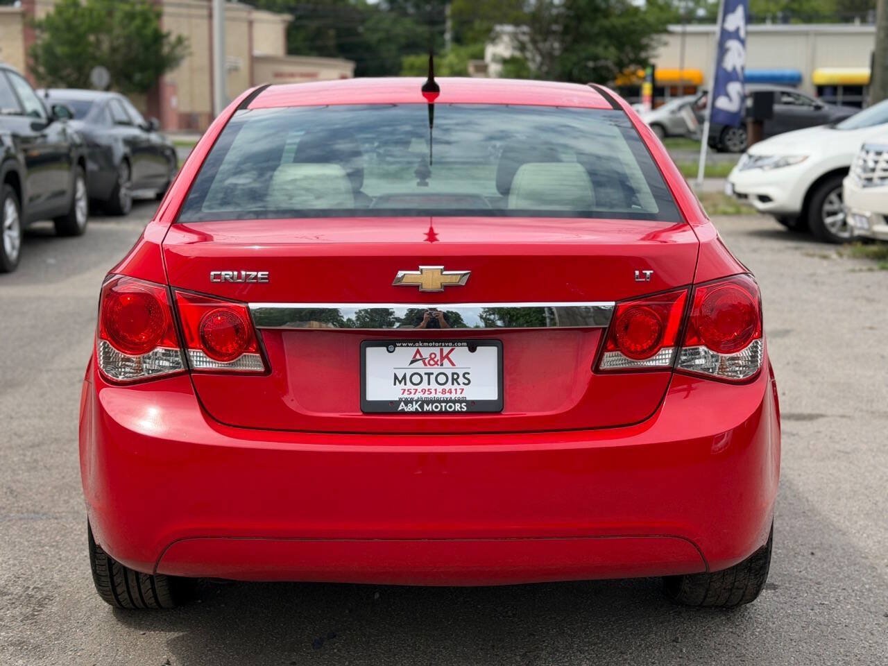 Used 2014 Chevrolet Cruze LT FWD image 6