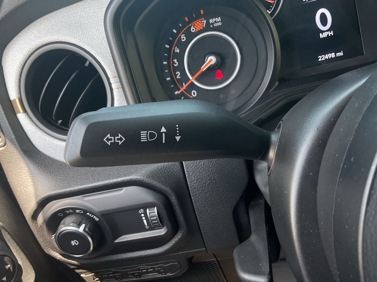 Used 2025 Jeep Wrangler Unlimited Sport AWD/4WD image 25