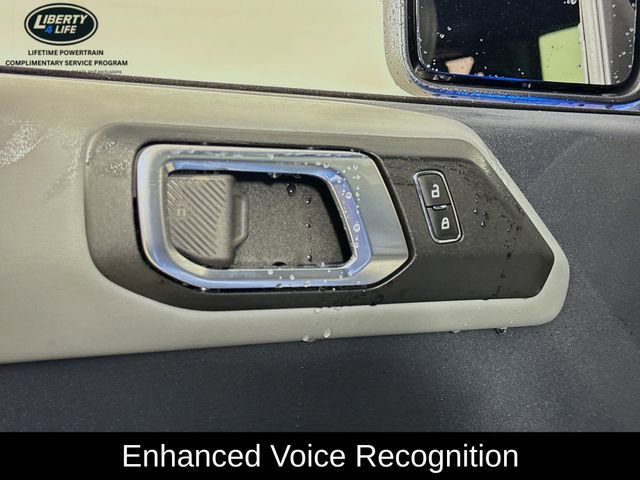 Used 2023 Ford Bronco Badlands w/ Sasquatch Package image 18