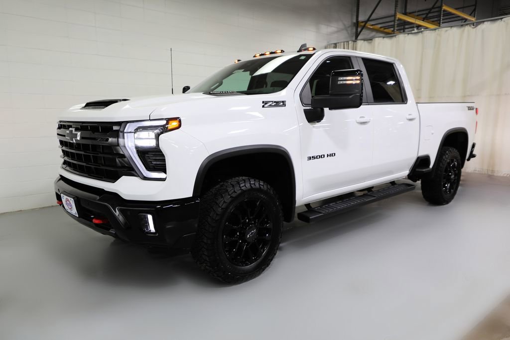 Certified 2025 Chevrolet Silverado 3500 LT w/ Trail Boss Package AWD/4WD image 17