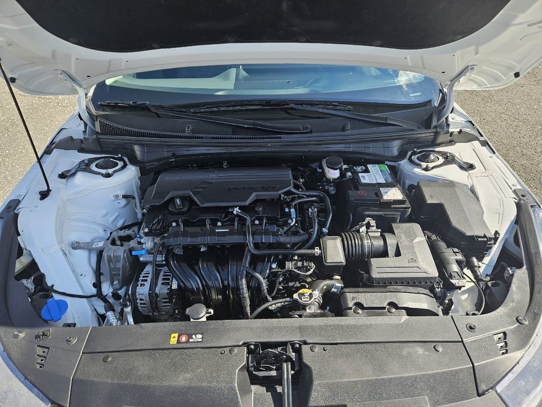 Used 2025 Kia K4 LXS image 29