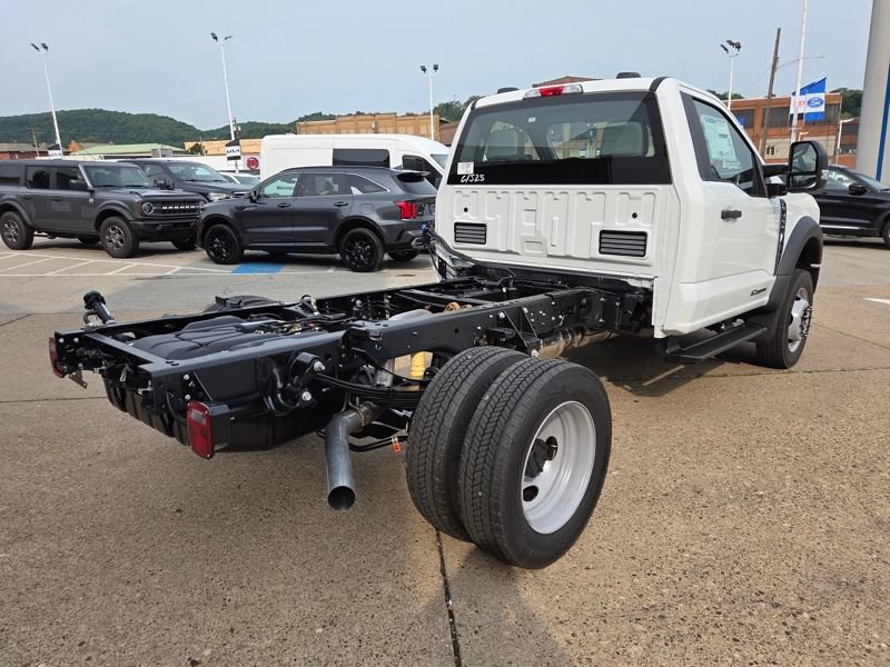 New 2026 Ford F550 4x4 Regular Cab Super Duty w/ XL Chrome Package image 7