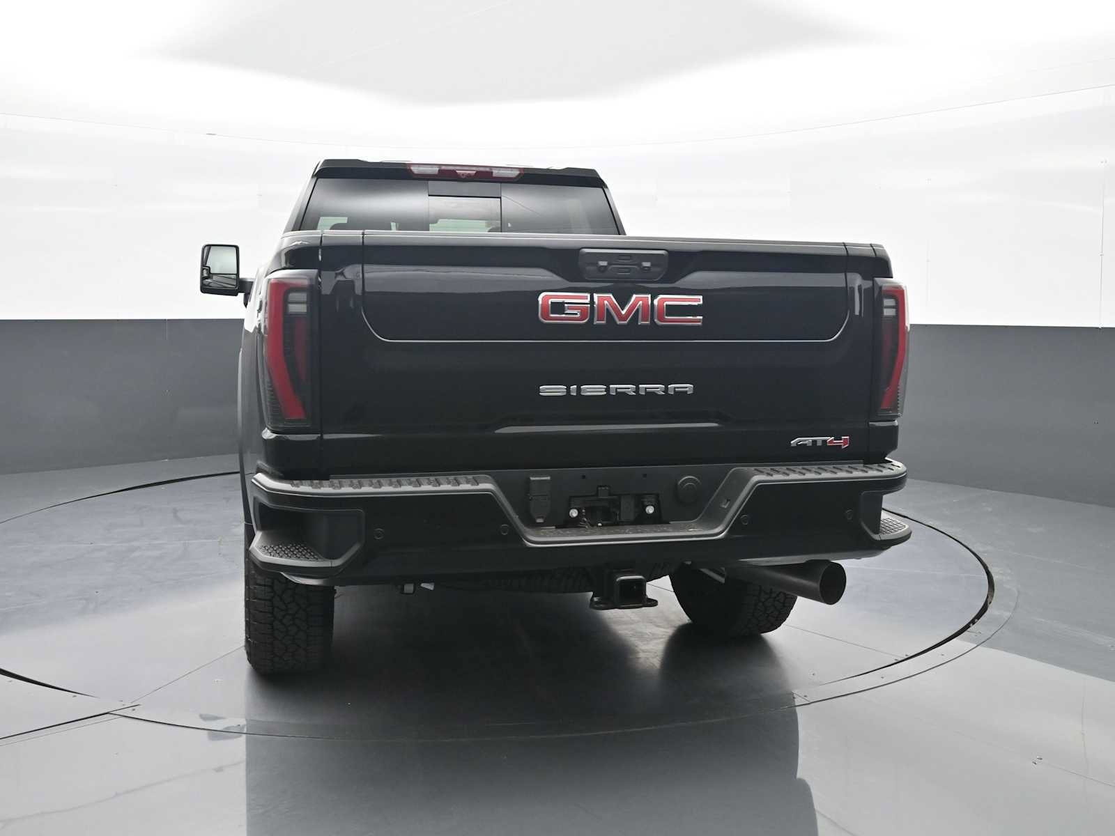 New 2026 GMC Sierra 2500 AT4 w/ AT4 Premium Plus Package AWD/4WD image 6