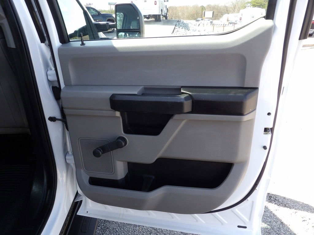 Used 2017 Ford F350 XL image 31