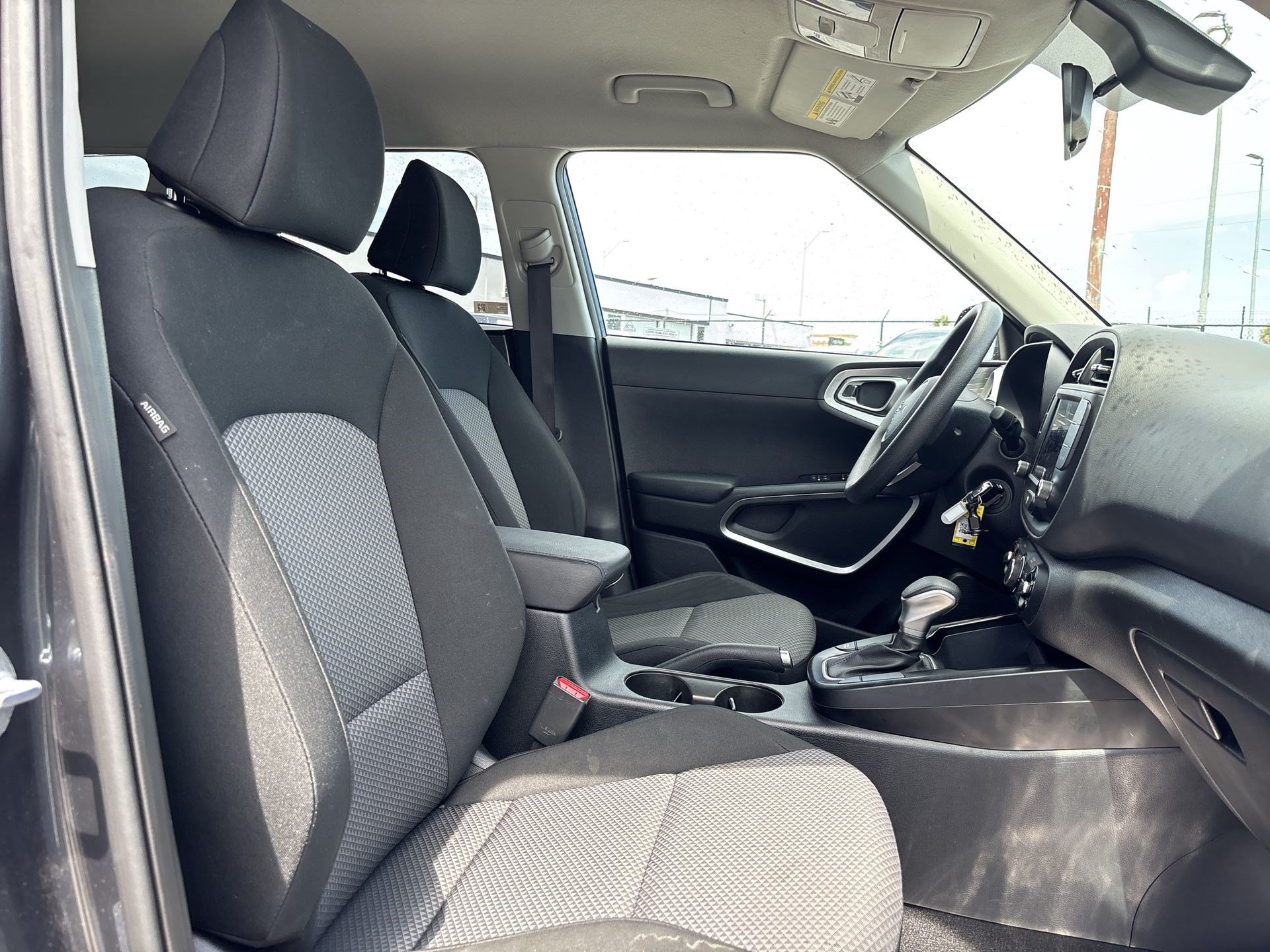 Used 2025 Kia Soul LX FWD image 23