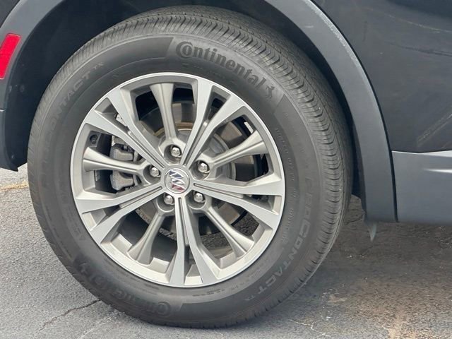 Used 2023 Buick Envision Preferred image 17