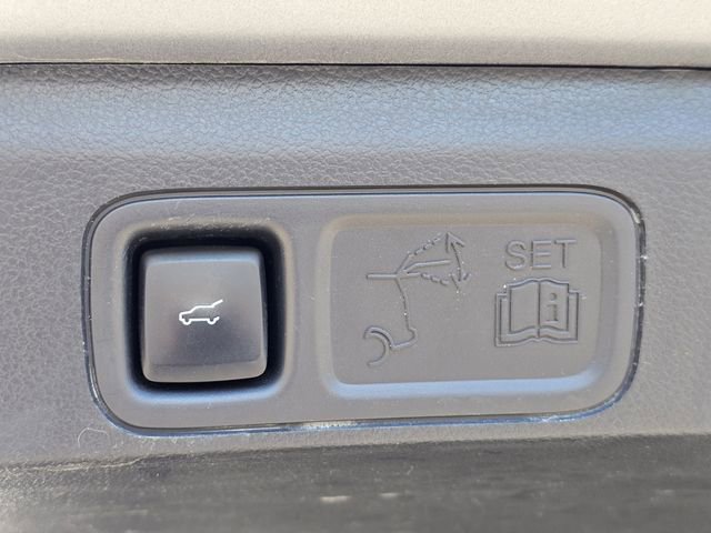 Certified 2023 Ford Expedition Max XLT image 33