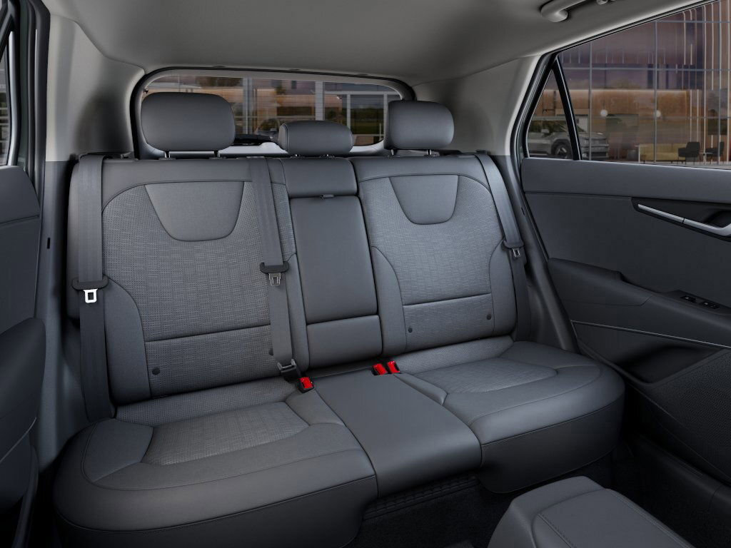 New 2025 Kia Niro SX Touring image 16