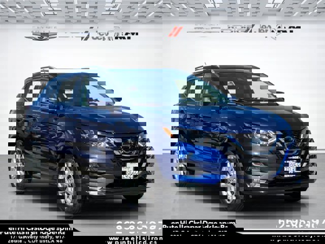 Used 2021 Nissan Rogue Sport SV