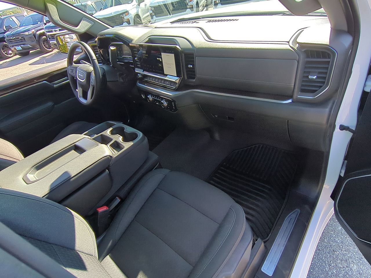Used 2023 GMC Sierra 1500 Elevation image 28