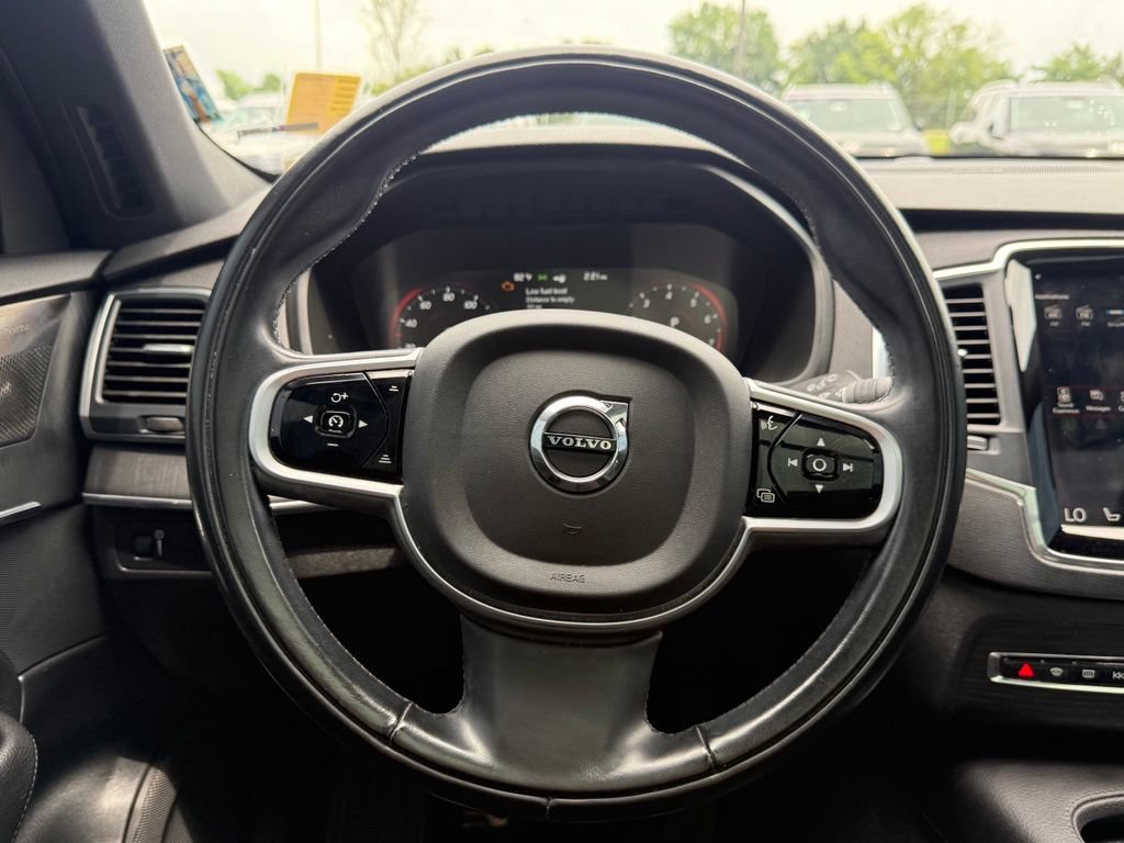 Used 2020 Volvo XC90 T6 Momentum w/ Protection Package AWD/4WD image 13