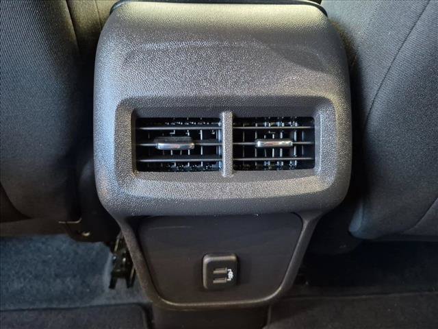 Used 2024 Chevrolet Equinox LT w/ Driver Convenience Package AWD/4WD image 16