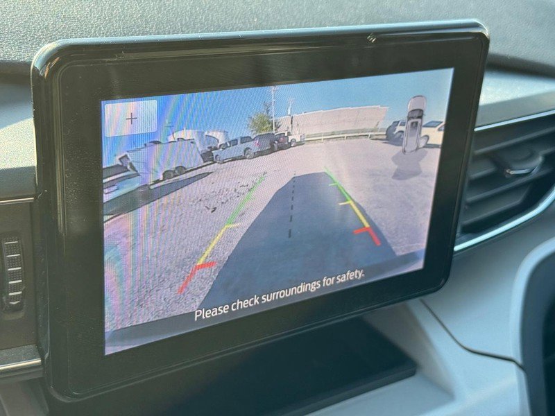 Used 2023 Ford Explorer XLT w/ Equipment Group 202A image 24