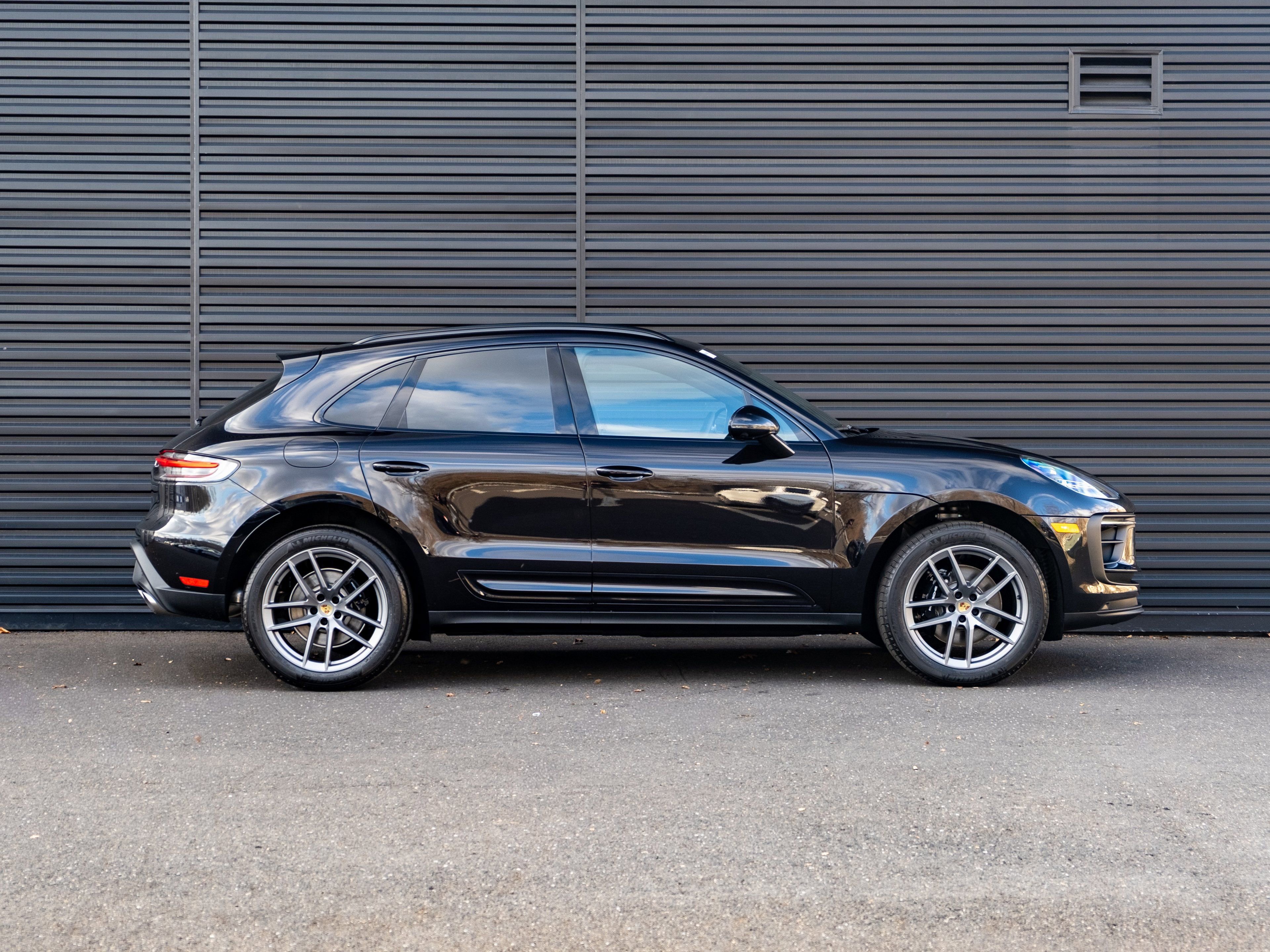 New 2026 Porsche Macan S image 9