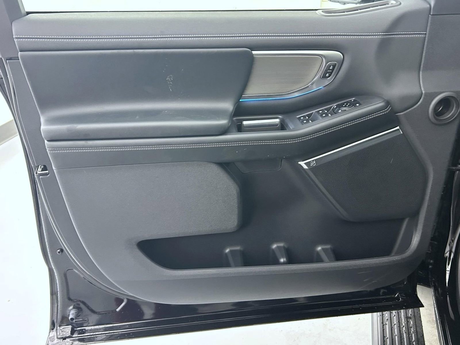 New 2026 Ford Expedition Platinum w/ Driver's Package image 10