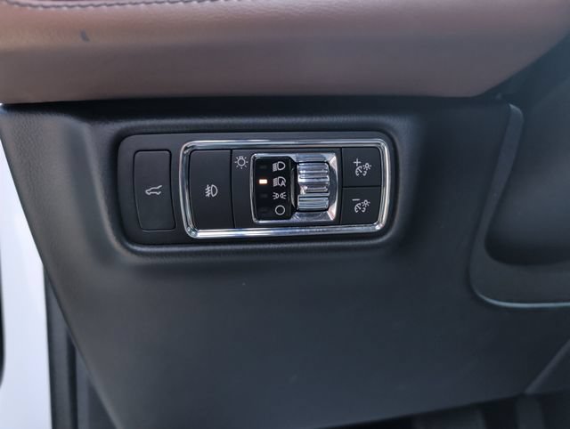 Used 2022 Lincoln Aviator Reserve w/ Equipment Group 201A AWD/4WD image 35