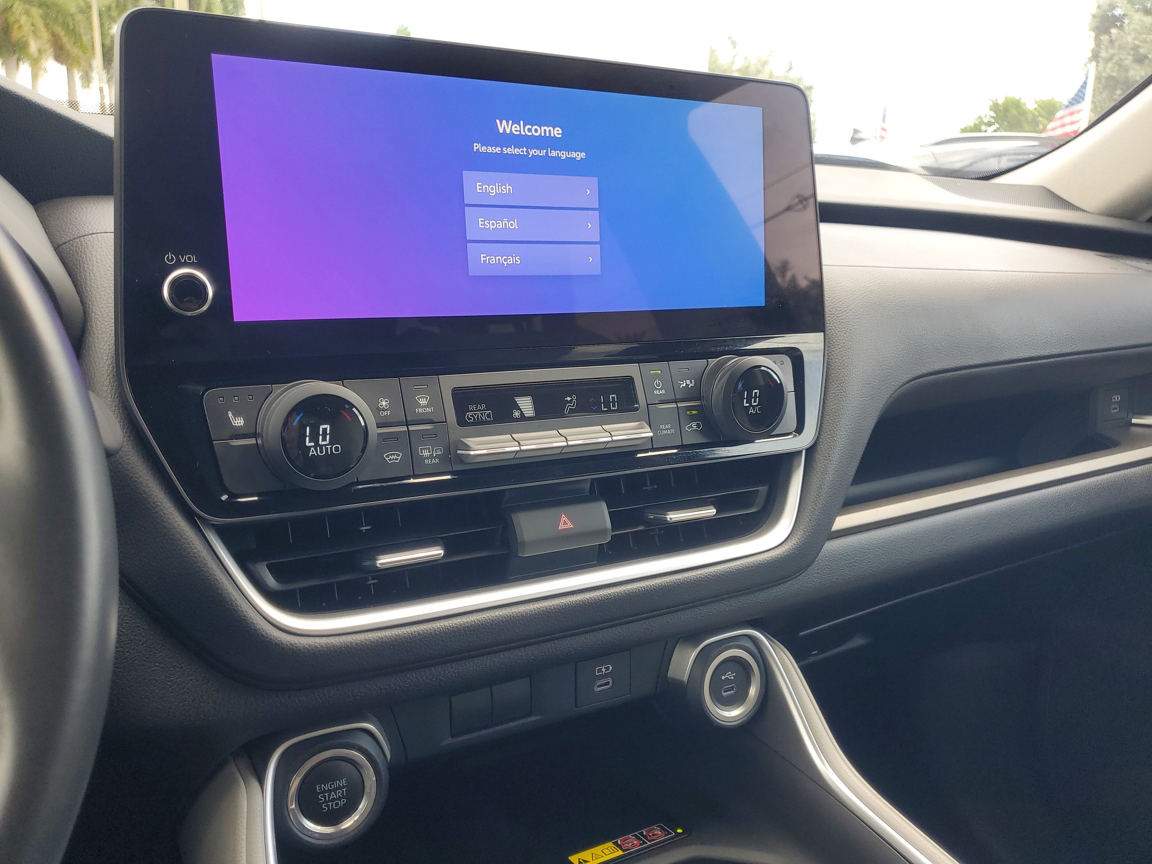 Used 2024 Toyota Grand Highlander XLE image 29