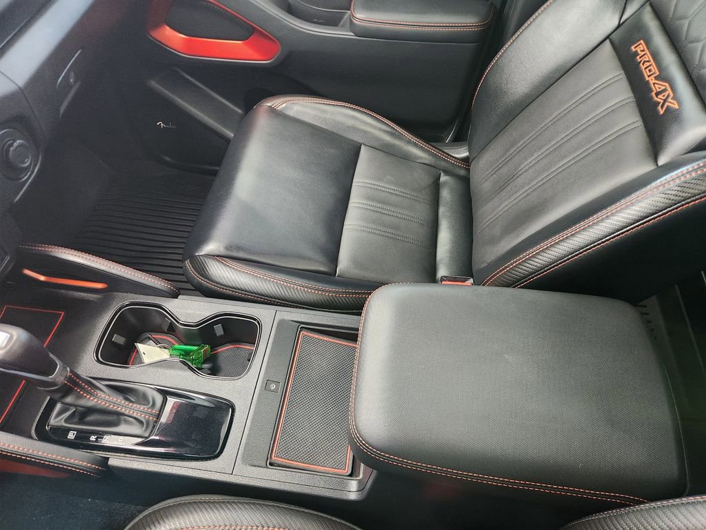 Used 2023 Nissan Frontier PRO-4X w/ Pro-4X Premium Package image 33