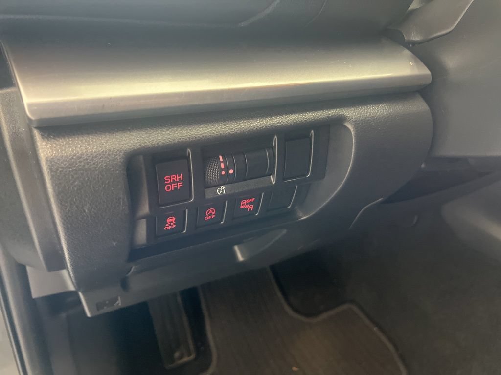 Used 2023 Subaru Crosstrek 2.5i Limited AWD/4WD image 18