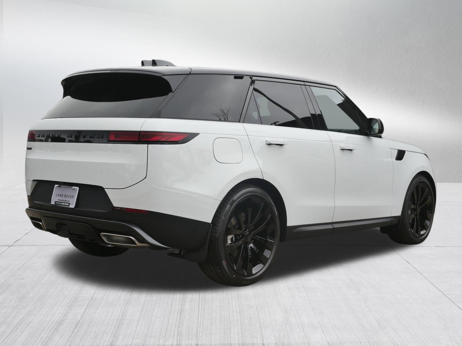 New 2026 Land Rover Range Rover Sport SE AWD/4WD image 2