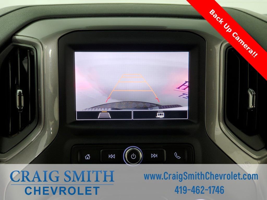 Used 2024 Chevrolet Silverado 2500 Custom image 4