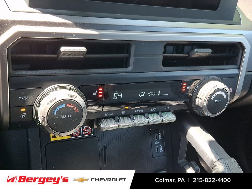 Used 2025 Toyota 4Runner TRD Off-Road AWD/4WD image 18