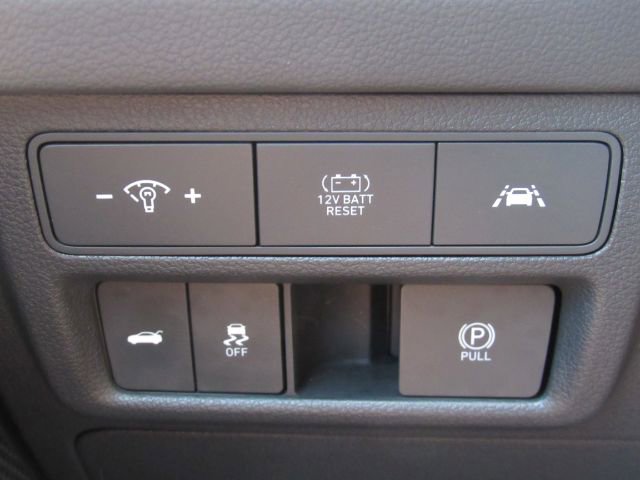 Used 2023 Hyundai Sonata Limited image 40